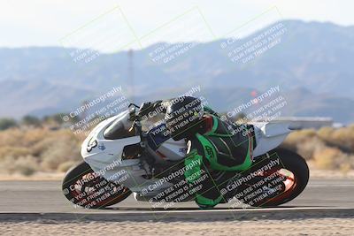 media/Nov-02-2025-CVMA (Sun) [[337aff29ab]]/Race 16-Formula Twins-Formula 40 UL(Holeshot)/